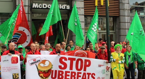 Action contre la livraison des hamburgers McDo par UberEats 